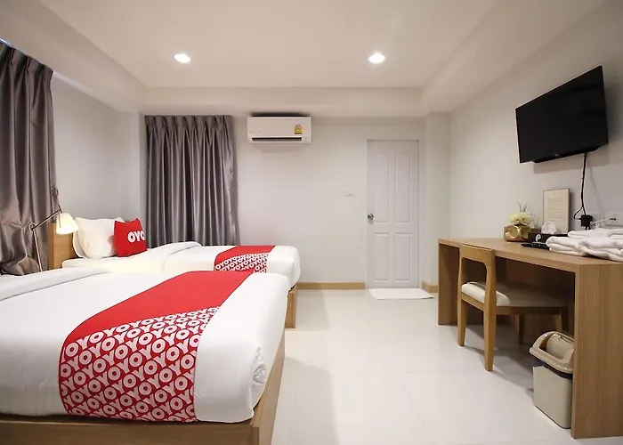 Hotel Super Oyo 484 Pannee Khaosan Sha