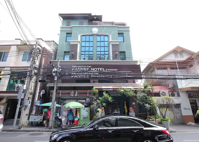 Super Oyo 484 Pannee Khaosan Sha 3*