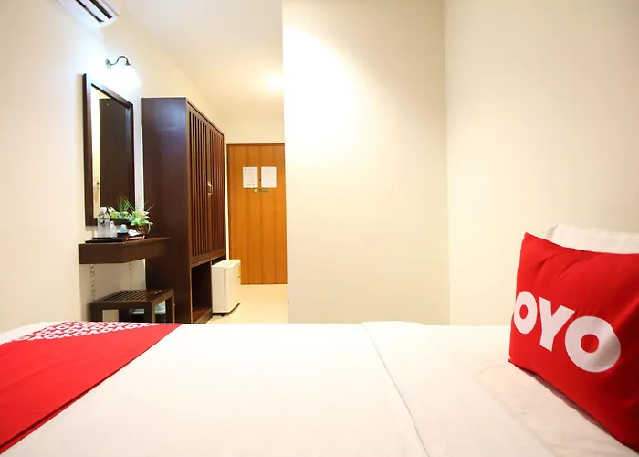 Hotel Super Oyo 484 Pannee Khaosan Sha Bangkok