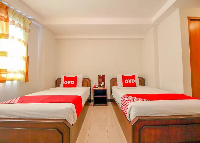 Super Oyo 484 Pannee Khaosan Sha Hotel 3*